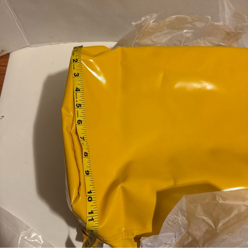 BABOON TO THE MOON Go-Bag [Basic] — Mini (32L) Yellow NEW - Picture 9 of 14
